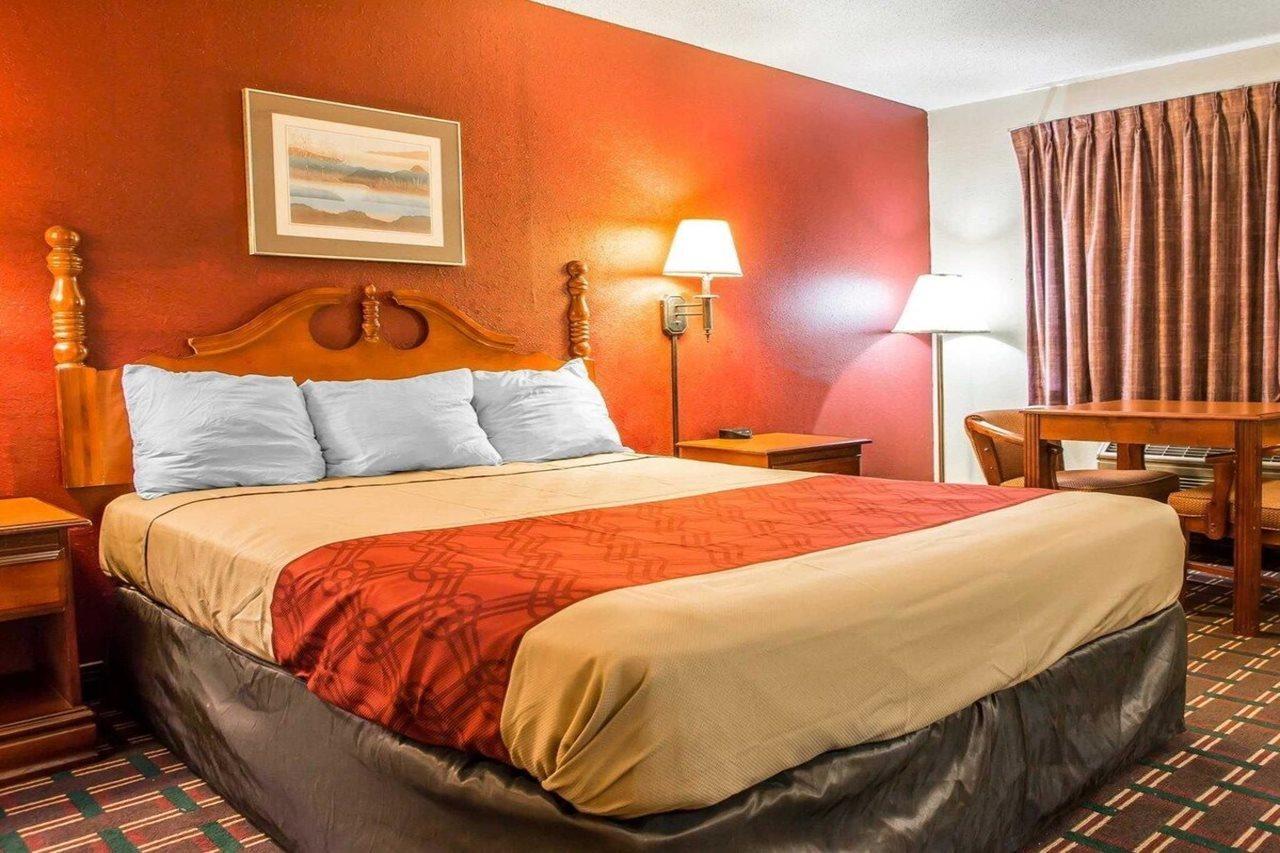Rodeway Inn Montpelier Buitenkant foto