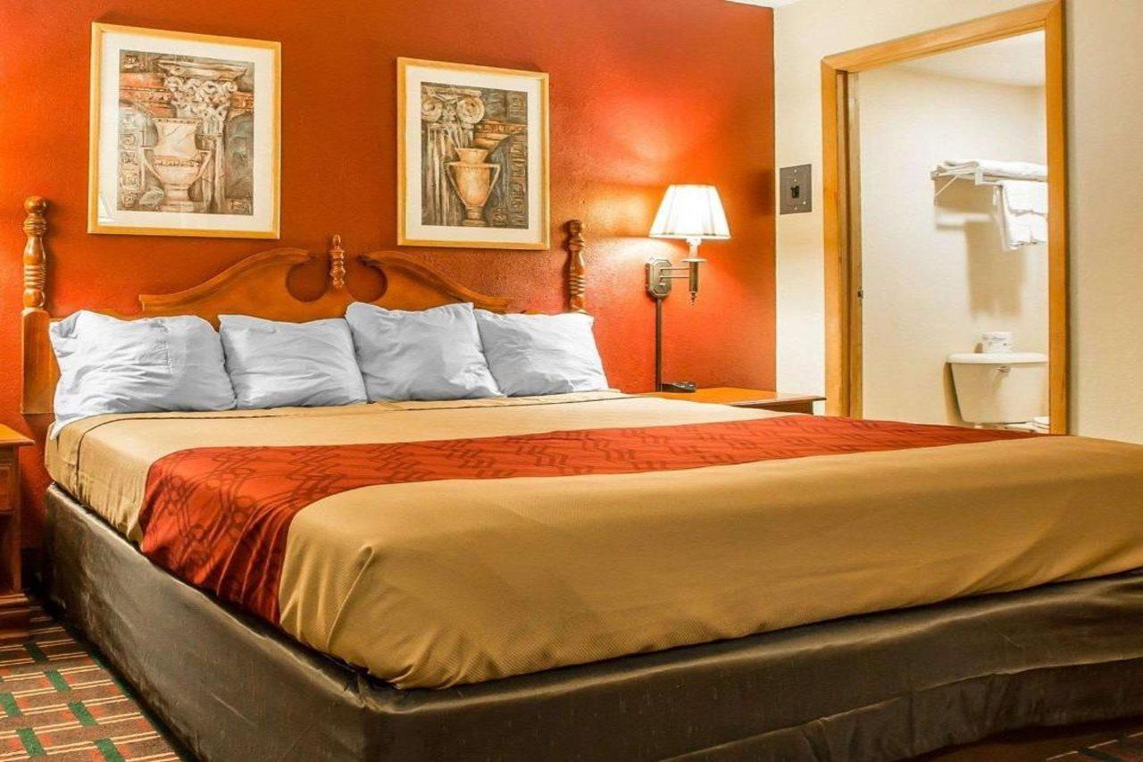 Rodeway Inn Montpelier Buitenkant foto