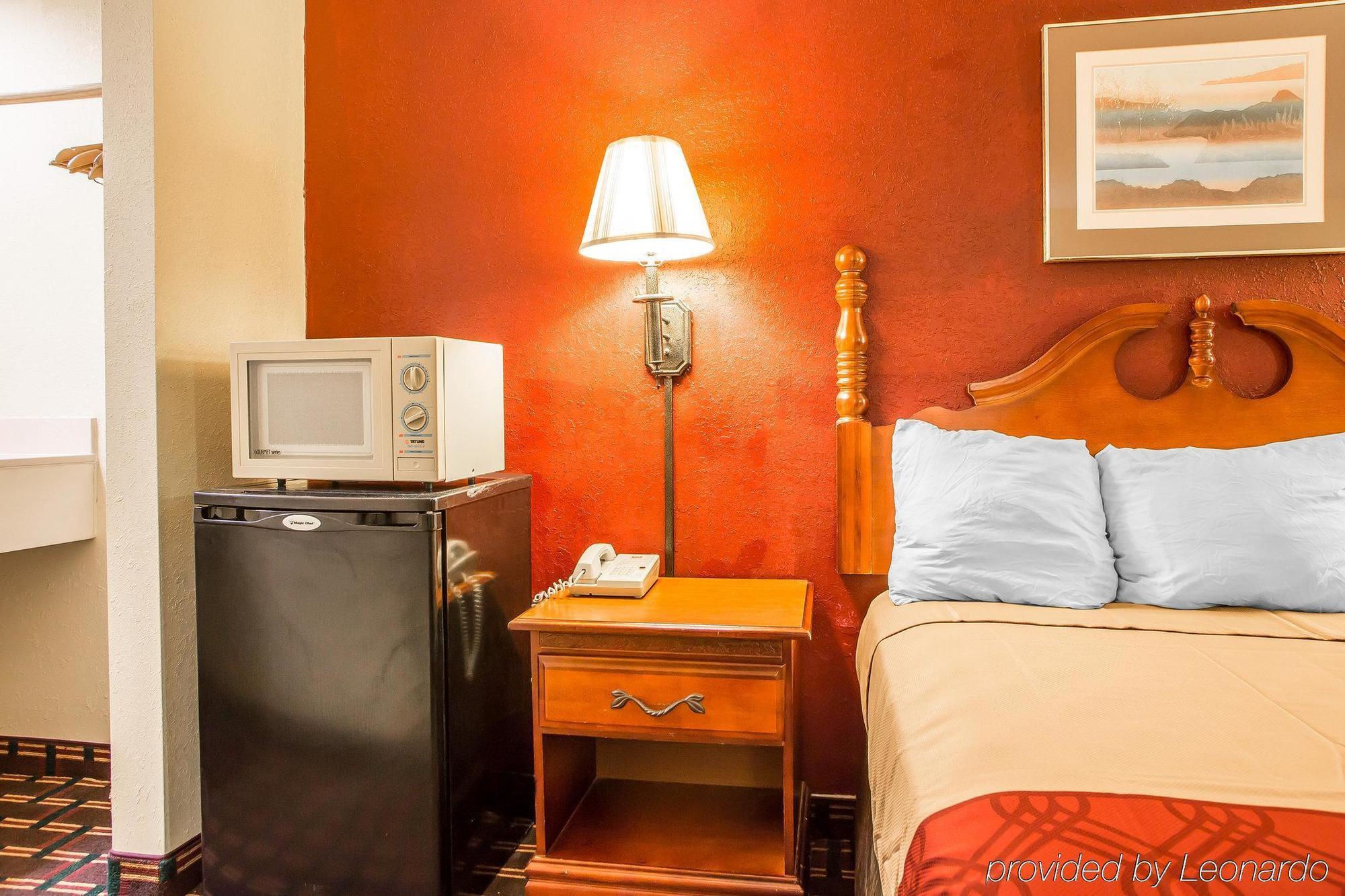 Rodeway Inn Montpelier Buitenkant foto