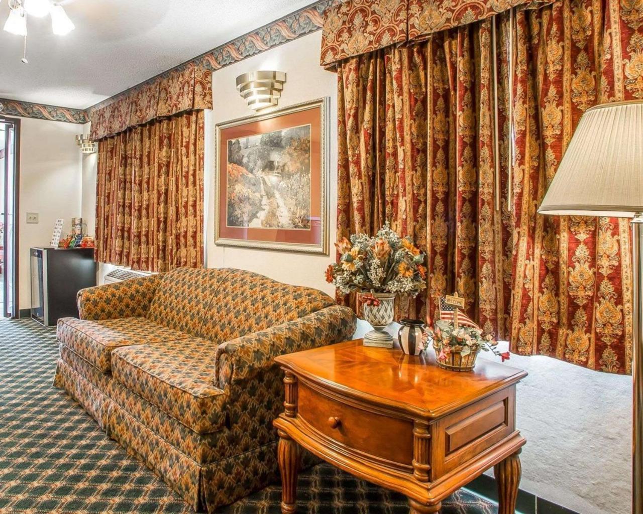Rodeway Inn Montpelier Buitenkant foto